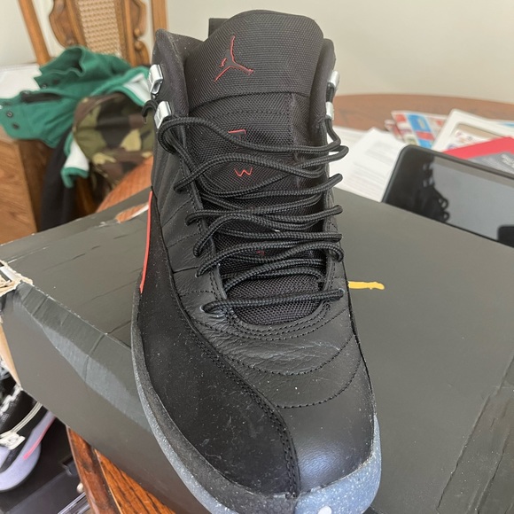 Jordan 12 Utility - Picture 3 of 4